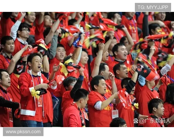 国家队备战新赛季激烈角逐 展现年轻球员崭新实力与团队合作精神 国家队备战新赛季激烈角逐 展现年轻球员崭新实力与团队合作精神